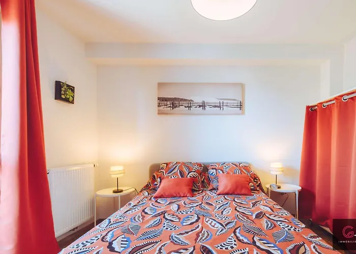 Cosy Avec Balcon Au Coeur De Biscarrosse
