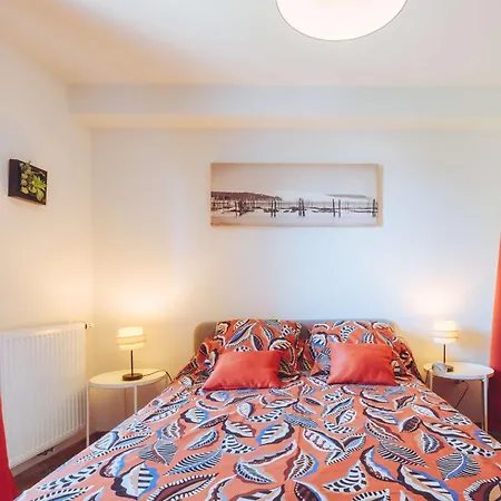 Cosy Avec Balcon Au Coeur De Biscarrosse